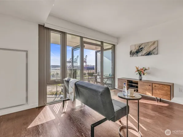 590 1st Avenue S #603, Seattle, WA 98104