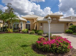 8033 Hampton Ct, University Park, FL 34201