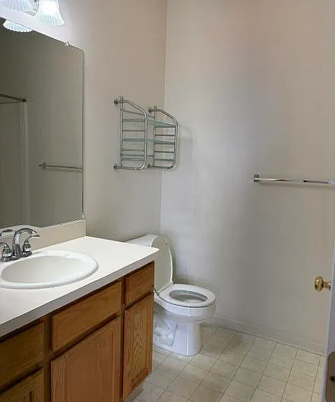 1452 Fox Pointe Cir — Photo 17