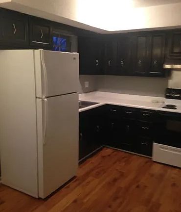 2nd image of 608 N Walnut St #4