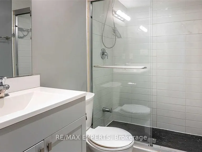 2 Hyde Ave #UPPER — Photo 9