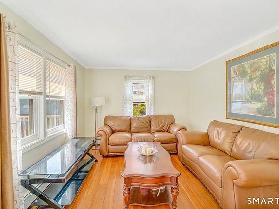 2nd image of 701 Bucks Hill Road