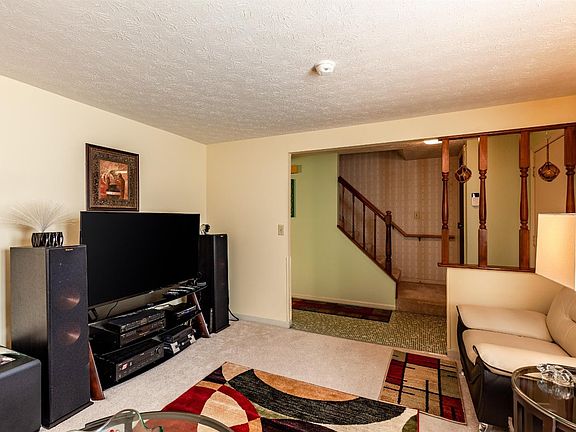 5th image of 2140 Broadhurst Ave