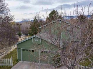 910 Country Estates Ct, Reno, NV 89511