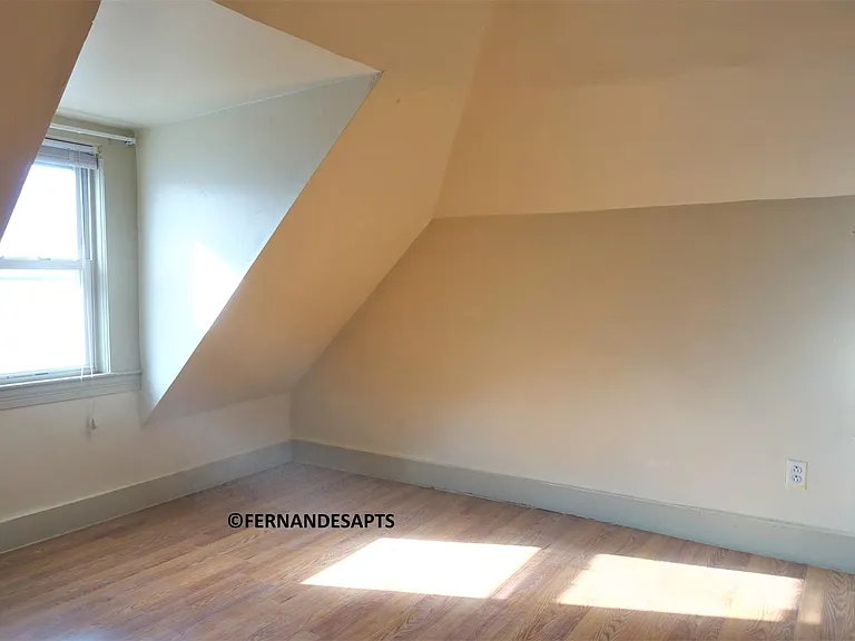357 Highland Ave #3 — Photo 11