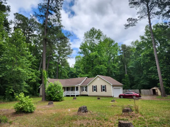 411 Robbins Rd, Youngsville, NC 27596