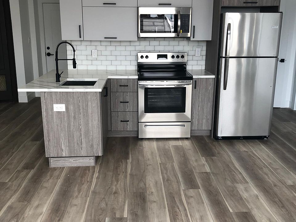 1st image of 2702 E Auburn St #101