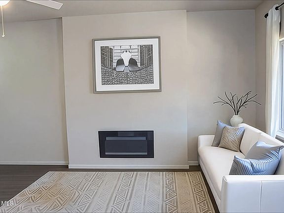 2nd image of 3825 Trowbridge Dr