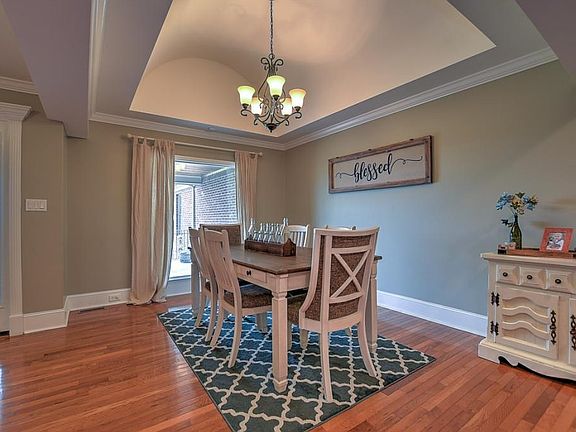 3rd image of 420 Mizpah Hills Dr