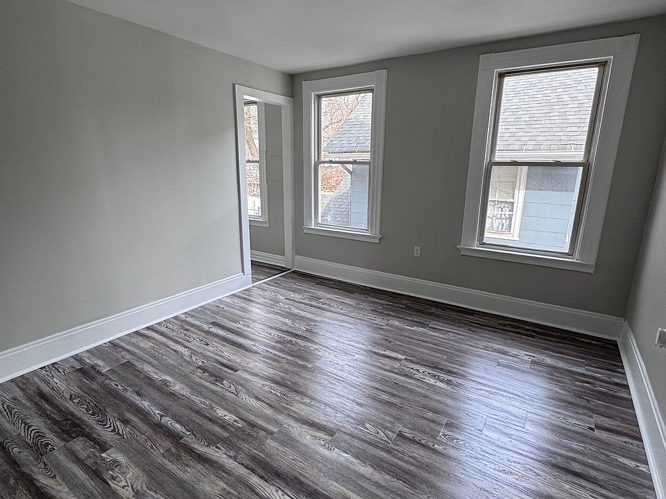 1st image of 114 Cedar Hill Ave #2