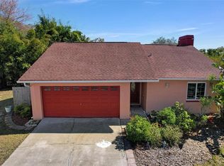 11028 Airview Dr, Tampa, FL 33625