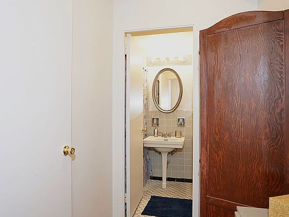 4th image of 270 Jay St APT 5B