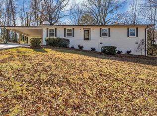 212 Nottingham Dr, Gadsden, AL 35904