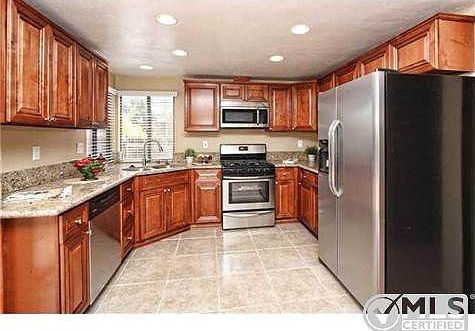 5th image of 7941 Fawnwood Ln