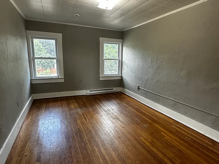 37 South St — Photo 8