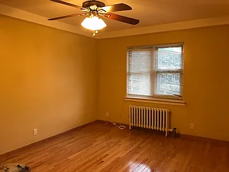 Rented by Zikos Realty Services