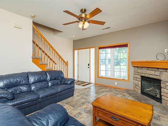 3rd image of 2100 Meadow Chase Ln Unit 302