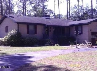 288 Star Hill Dr, Cape Carteret, NC 28584