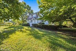 3rd image of 3782 Main St