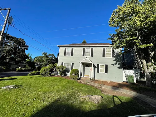 2320 Church St SE Photo 1