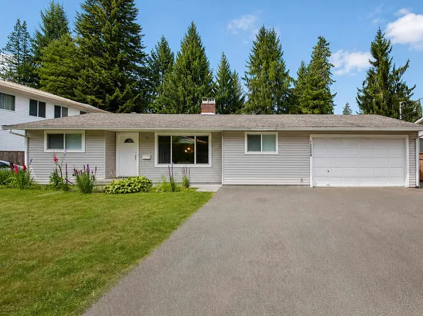12209 Skillen St, Maple Ridge, BC V2X 4X4