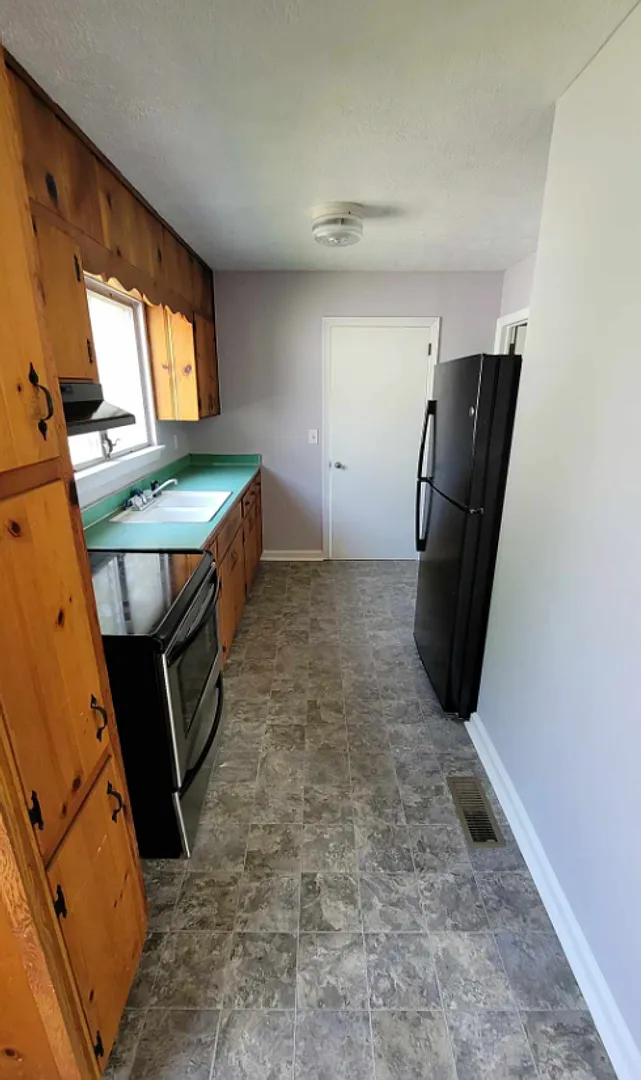 Charming 3 bed & 1 bath located in Gadsden! — Photo 3