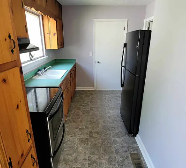 3815 W Meighan Blvd — Photo 3