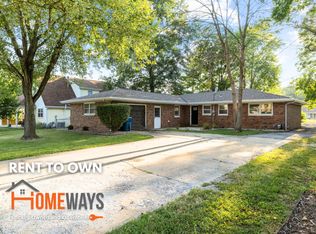 102 Mark Trail Dr, Glen Carbon, IL
