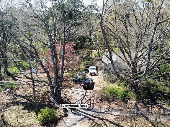 2nd image of 620 Sunnybrook Rd