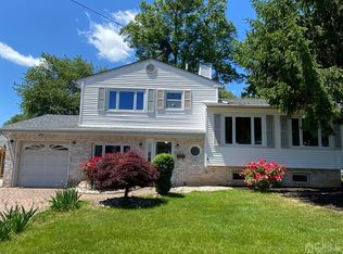 352 Cypress Dr, Colonia, NJ 07067