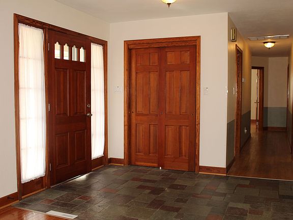 4th image of 6826 Fordwick Dr