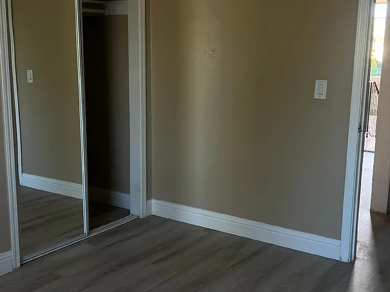 1368 Reeve St #5 — Photo 7