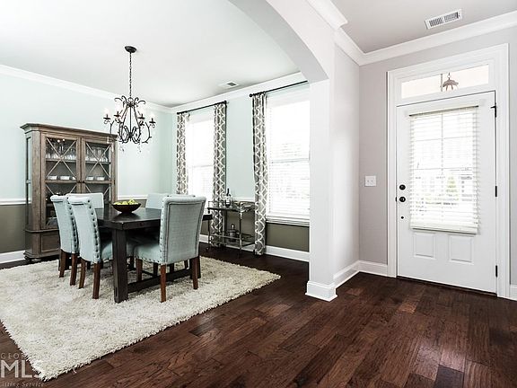 3rd image of 4565 Wilkerson Pl SE