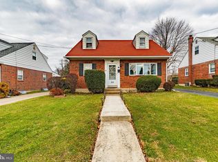 315 Broomall St, Folsom, PA 19033