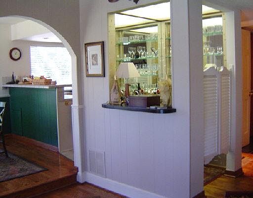 3rd image of 109 W MOSSY CUP LANE