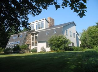 348 Woodville Rd, Falmouth, ME 04105