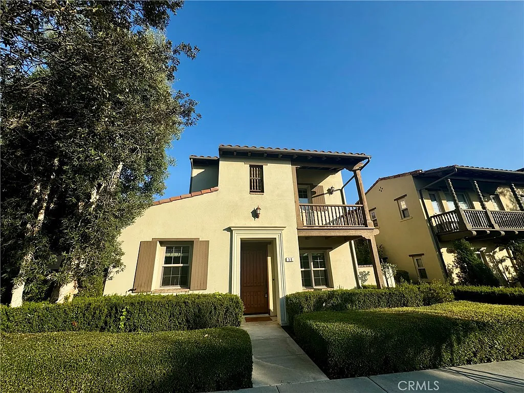 4 bed, 3.5 bath, 2253 sqft, $5,500 — Photo 2