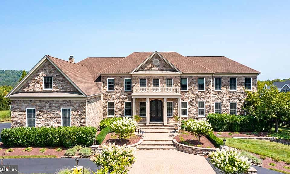 27 Hayhurst Dr, Newtown, PA 18940 Zillow