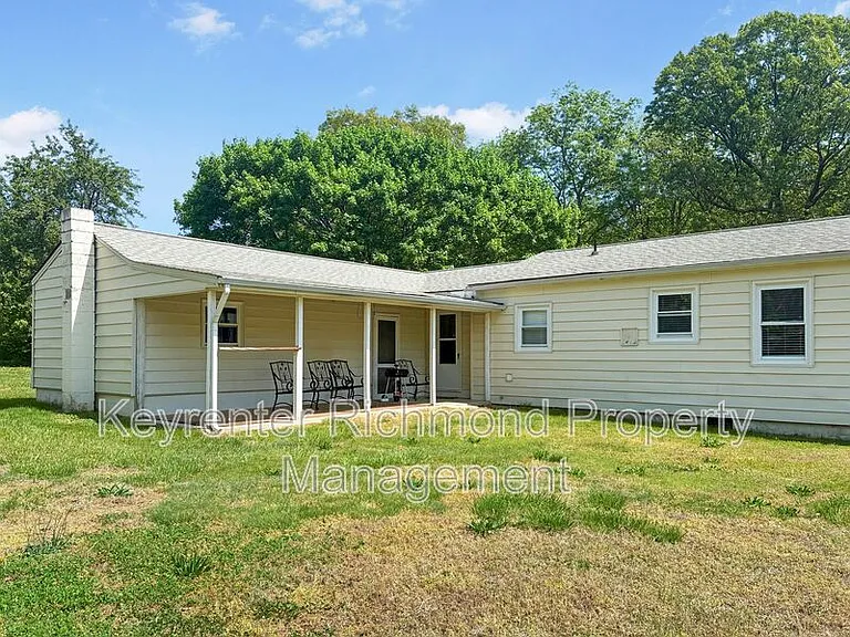 10015 Seminole Rd — Photo 18