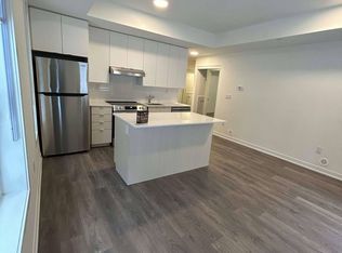 155 Canon Jackson Dr #105, Toronto, ON M6M 0E1