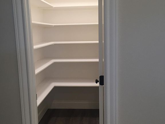 Walk-in pantry