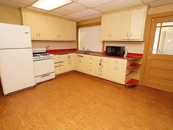 4th image of 1132 87th Ave W