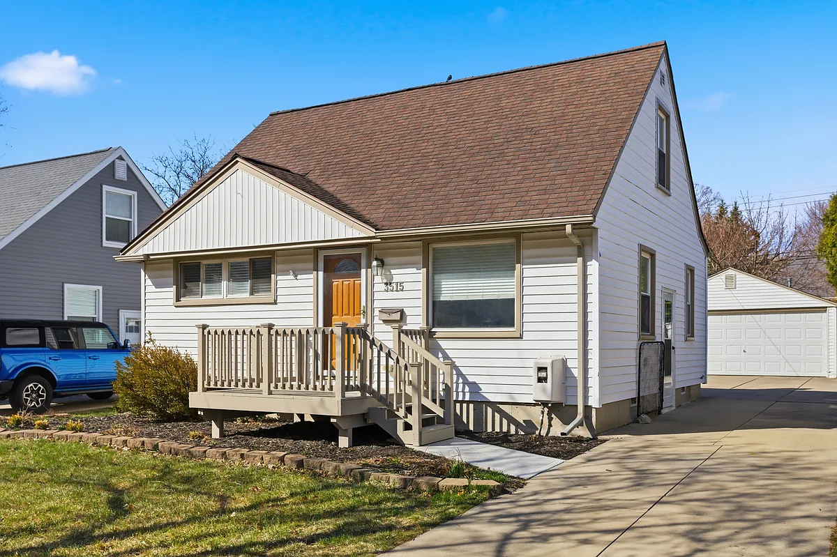 Building Photo - 3515 Durham Rd