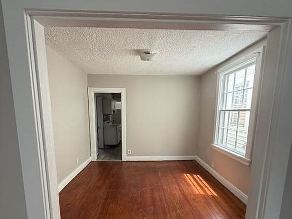 2nd image of 3438 Parkwood Ave