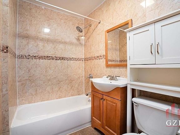 5th image of 200 W 134th St #2AA