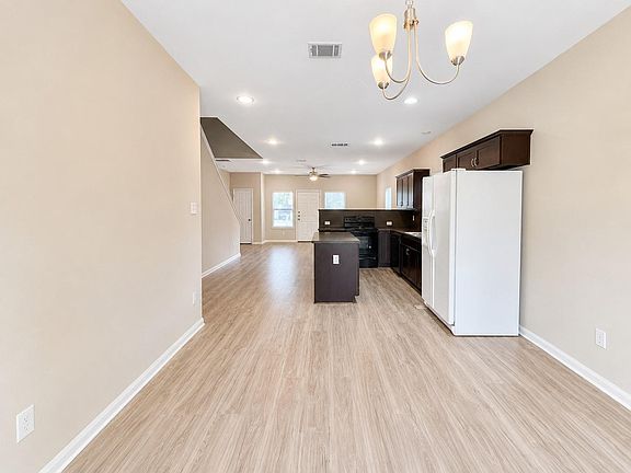 5th image of 3986 Avenue B #A