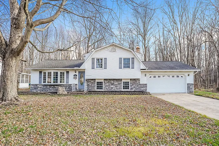 6443 Chase Dr — Photo 1
