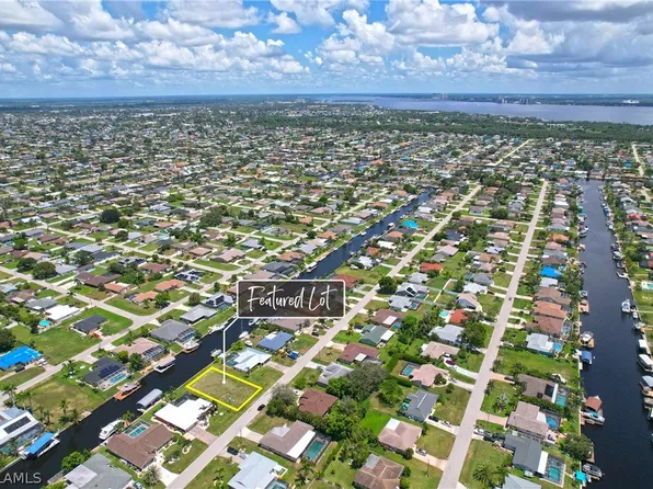 1709 SE 12th St, Cape Coral, FL 33990