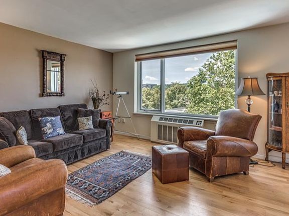 3rd image of 216 Saint Paul St #502A