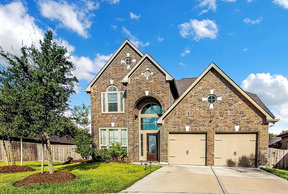 1st image of 21415 Cozy Hollow Ln